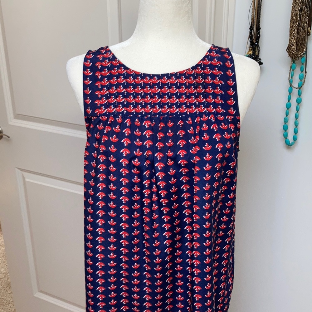 Beautiful light weight sleeveless blouse